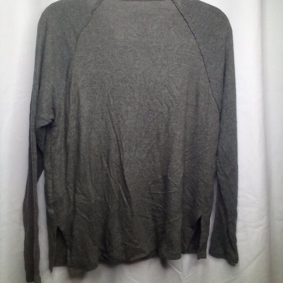 American Eagle Shirt XS Soft & Sexy Plush Long Sleeve Green Gray Color - Picture 6 of 16